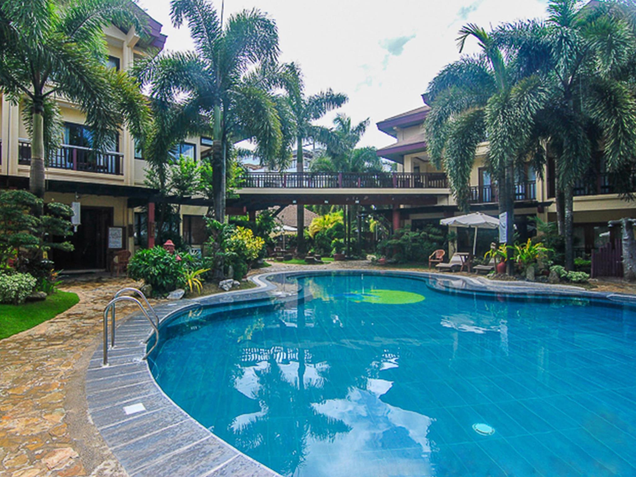 Boracay Tropics Resort Hotel Manoc-Manoc Exterior foto